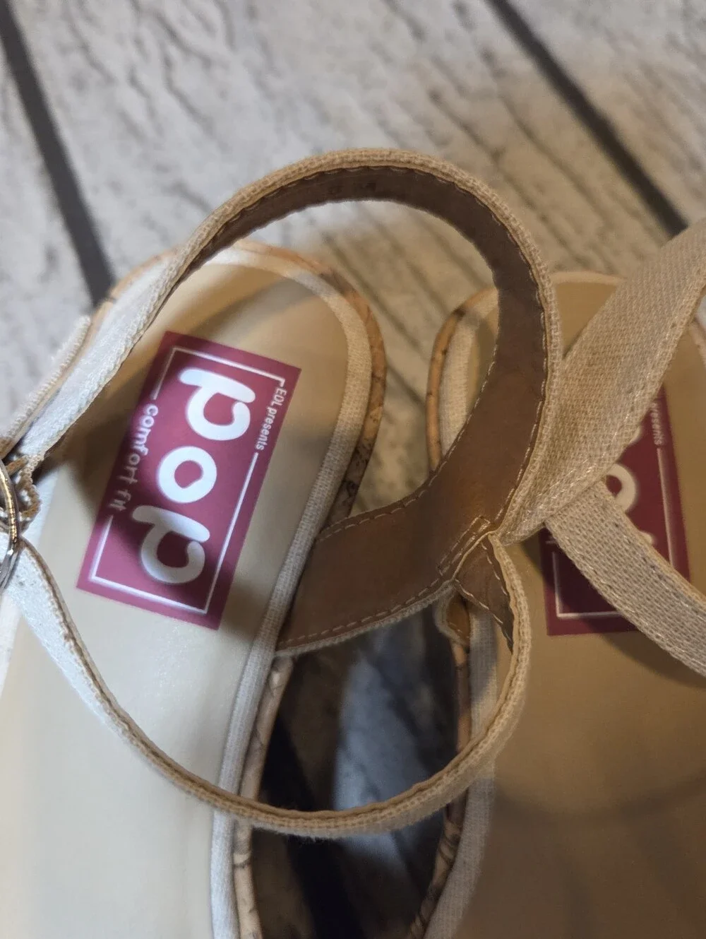 pop comfortable cream
